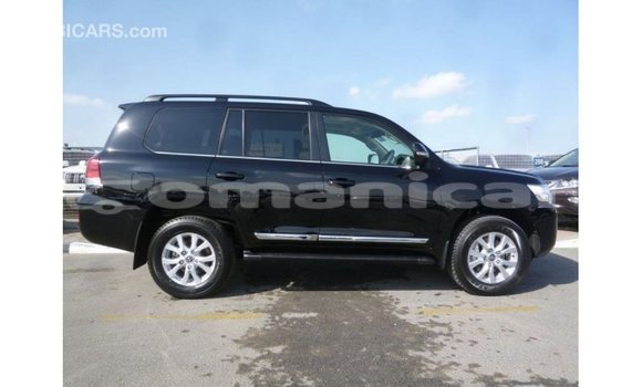 Buy Import Toyota Land Cruiser Black Car in Import - Dubai in Dhufar Buy Import Toyota Land Cruiser Black Car in Import - Dubai in Dhufar
