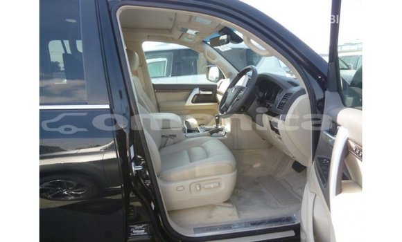 Buy Import Toyota Land Cruiser Black Car in Import - Dubai in Dhufar Buy Import Toyota Land Cruiser Black Car in Import - Dubai in Dhufar