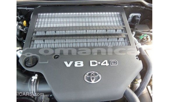 Buy Import Toyota Land Cruiser Black Car in Import - Dubai in Dhufar Buy Import Toyota Land Cruiser Black Car in Import - Dubai in Dhufar