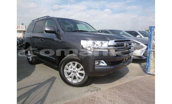 Buy Import Toyota Land Cruiser Other Car in Import - Dubai in Dhufar Buy Import Toyota Land Cruiser Other Car in Import - Dubai in Dhufar