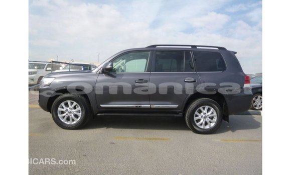 Buy Import Toyota Land Cruiser Other Car in Import - Dubai in Dhufar Buy Import Toyota Land Cruiser Other Car in Import - Dubai in Dhufar