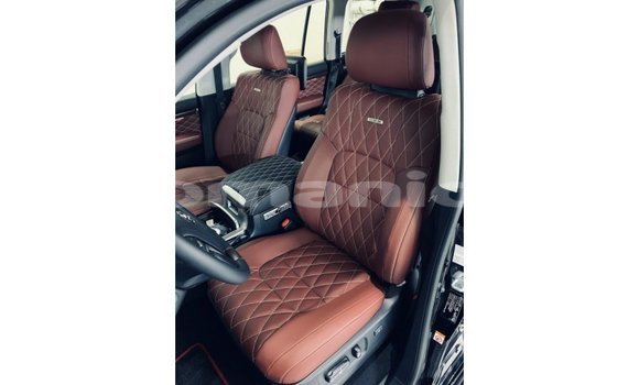 Buy Import Toyota Land Cruiser Black Car in Import - Dubai in Dhufar Buy Import Toyota Land Cruiser Black Car in Import - Dubai in Dhufar