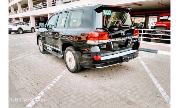 Buy Import Toyota Land Cruiser Black Car in Import - Dubai in Dhufar Buy Import Toyota Land Cruiser Black Car in Import - Dubai in Dhufar