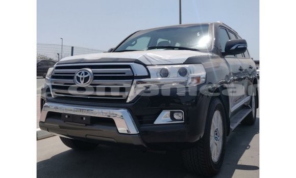 Buy Import Toyota Land Cruiser Black Car in Import - Dubai in Dhufar Buy Import Toyota Land Cruiser Black Car in Import - Dubai in Dhufar