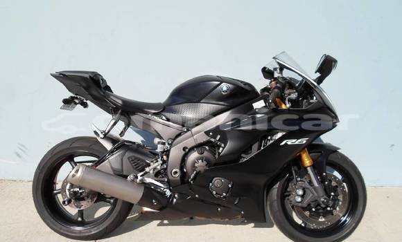 Buy New Yamaha YZF Black Bike in Masqat in Masqat Buy New Yamaha YZF Black Bike in Masqat in Masqat