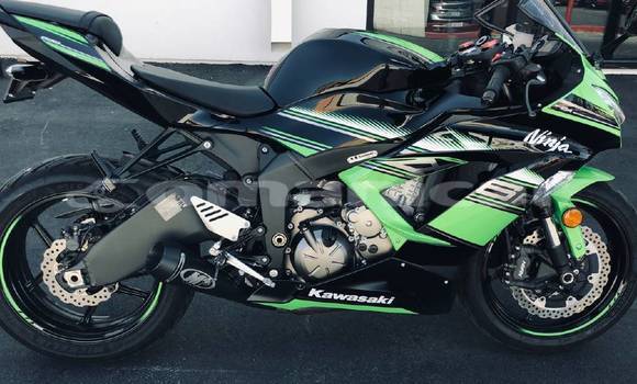Buy New Kawasaki Ninja ZX-10R Green Bike in Muscat in Masqat Buy New Kawasaki Ninja ZX-10R Green Bike in Muscat in Masqat