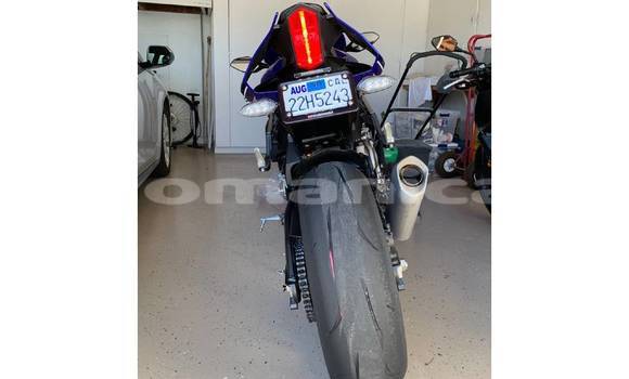 Buy New Yamaha YZF Silver Bike in Muscat in Masqat Buy New Yamaha YZF Silver Bike in Muscat in Masqat