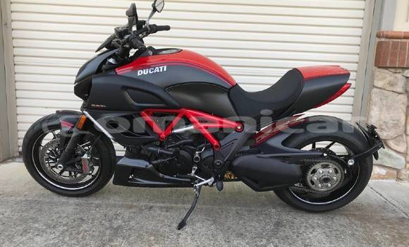 Buy Used Ducati Diavel Red Bike in Import - Dubai in Dhufar Buy Used Ducati Diavel Red Bike in Import - Dubai in Dhufar