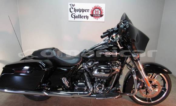 Buy New Harley Davidson Electra Glide Black Bike in Import - Dubai in Dhufar Buy New Harley Davidson Electra Glide Black Bike in Import - Dubai in Dhufar
