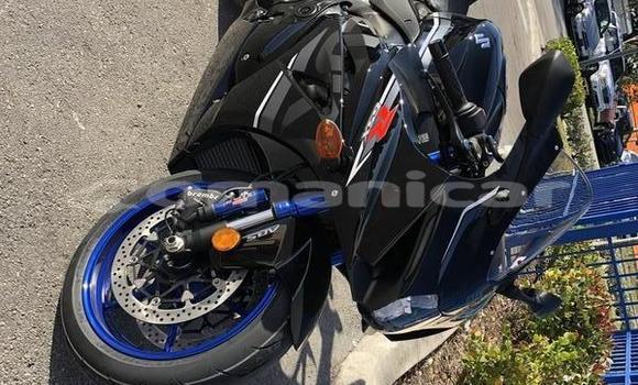 Buy New Suzuki GSX–R Black Bike in Import - Dubai in Dhufar Buy New Suzuki GSX–R Black Bike in Import - Dubai in Dhufar