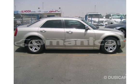 Buy Import Chrysler 300 Beige Car in Import - Dubai in Dhufar Buy Import Chrysler 300 Beige Car in Import - Dubai in Dhufar