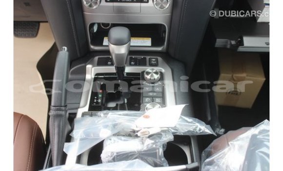 Buy Import Toyota Land Cruiser White Car in Import - Dubai in Dhufar Buy Import Toyota Land Cruiser White Car in Import - Dubai in Dhufar