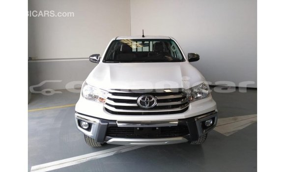 Buy Import Toyota Hilux White Car in Import - Dubai in Dhufar Buy Import Toyota Hilux White Car in Import - Dubai in Dhufar