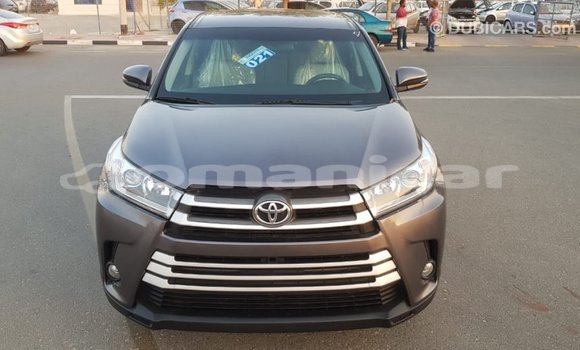 Buy Import Toyota Highlander Other Car in Import - Dubai in Dhufar Buy Import Toyota Highlander Other Car in Import - Dubai in Dhufar