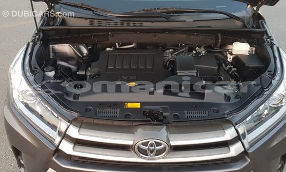 Buy Import Toyota Highlander Other Car in Import - Dubai in Dhufar Buy Import Toyota Highlander Other Car in Import - Dubai in Dhufar