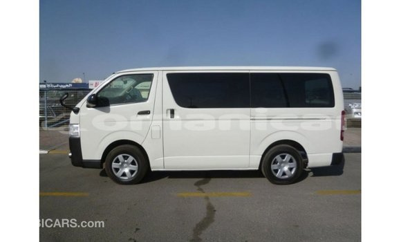 Buy Import Toyota Hiace White Car in Import - Dubai in Dhufar Buy Import Toyota Hiace White Car in Import - Dubai in Dhufar