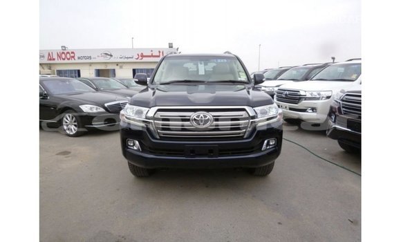 Buy Import Toyota Land Cruiser Blue Car in Import - Dubai in Dhufar Buy Import Toyota Land Cruiser Blue Car in Import - Dubai in Dhufar