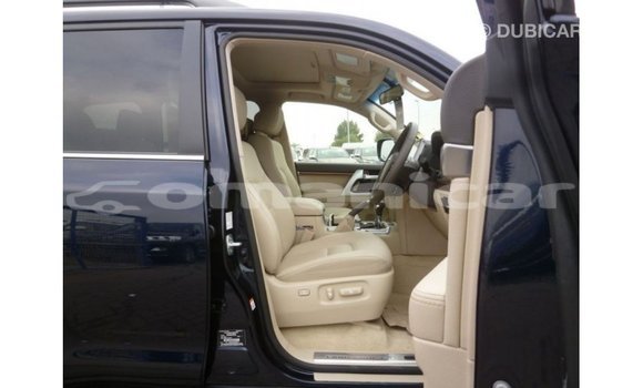 Buy Import Toyota Land Cruiser Blue Car in Import - Dubai in Dhufar Buy Import Toyota Land Cruiser Blue Car in Import - Dubai in Dhufar