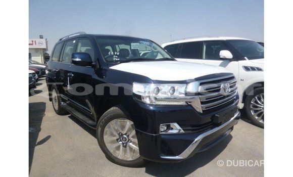 Buy Import Toyota Land Cruiser Blue Car in Import - Dubai in Dhufar Buy Import Toyota Land Cruiser Blue Car in Import - Dubai in Dhufar