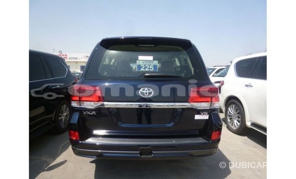 Buy Import Toyota Land Cruiser Blue Car in Import - Dubai in Dhufar Buy Import Toyota Land Cruiser Blue Car in Import - Dubai in Dhufar