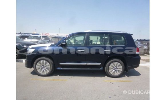 Buy Import Toyota Land Cruiser Blue Car in Import - Dubai in Dhufar Buy Import Toyota Land Cruiser Blue Car in Import - Dubai in Dhufar
