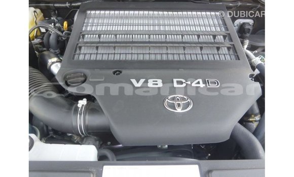 Buy Import Toyota Land Cruiser Blue Car in Import - Dubai in Dhufar Buy Import Toyota Land Cruiser Blue Car in Import - Dubai in Dhufar