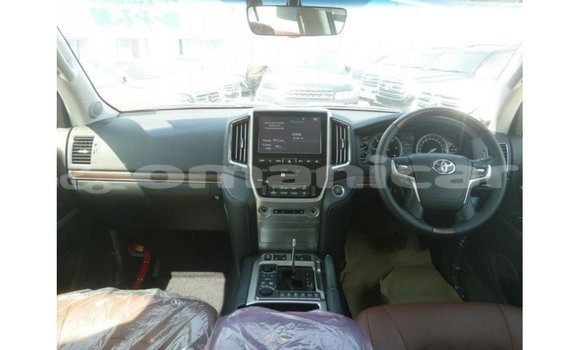 Buy Import Toyota Land Cruiser Red Car in Import - Dubai in Dhufar Buy Import Toyota Land Cruiser Red Car in Import - Dubai in Dhufar