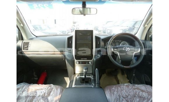 Buy Import Toyota Land Cruiser Black Car in Import - Dubai in Dhufar Buy Import Toyota Land Cruiser Black Car in Import - Dubai in Dhufar