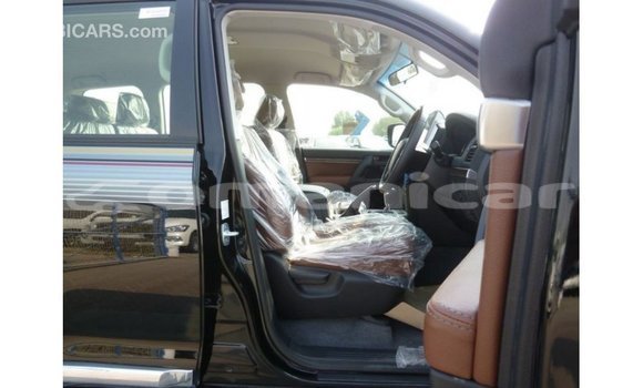 Buy Import Toyota Land Cruiser Black Car in Import - Dubai in Dhufar Buy Import Toyota Land Cruiser Black Car in Import - Dubai in Dhufar