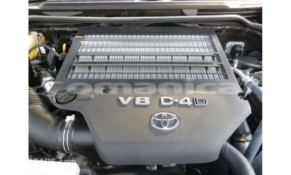 Buy Import Toyota Land Cruiser Black Car in Import - Dubai in Dhufar Buy Import Toyota Land Cruiser Black Car in Import - Dubai in Dhufar