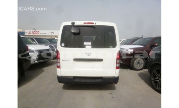Buy Import Toyota Hiace White Car in Import - Dubai in Dhufar Buy Import Toyota Hiace White Car in Import - Dubai in Dhufar
