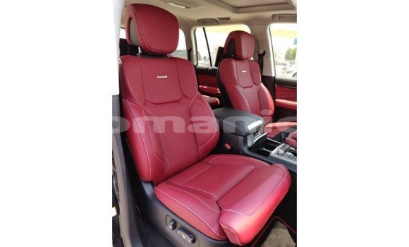 Buy Import Toyota Land Cruiser Black Car in Import - Dubai in Dhufar Buy Import Toyota Land Cruiser Black Car in Import - Dubai in Dhufar