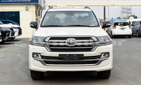 Buy Import Toyota Land Cruiser Black Car in Import - Dubai in Dhufar Buy Import Toyota Land Cruiser Black Car in Import - Dubai in Dhufar
