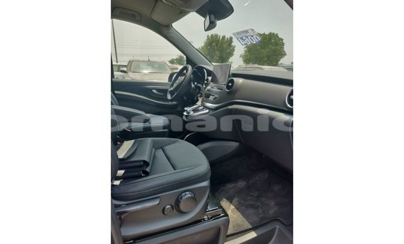 Buy Import Mercedes-Benz 250 Black Car in Import - Dubai in Dhufar Buy Import Mercedes-Benz 250 Black Car in Import - Dubai in Dhufar