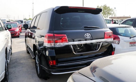 Buy Import Toyota Land Cruiser Black Car in Import - Dubai in Dhufar Buy Import Toyota Land Cruiser Black Car in Import - Dubai in Dhufar