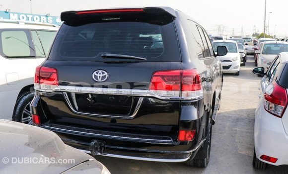 Buy Import Toyota Land Cruiser Black Car in Import - Dubai in Dhufar Buy Import Toyota Land Cruiser Black Car in Import - Dubai in Dhufar