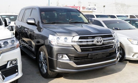 Buy Import Toyota Land Cruiser Black Car in Import - Dubai in Dhufar Buy Import Toyota Land Cruiser Black Car in Import - Dubai in Dhufar