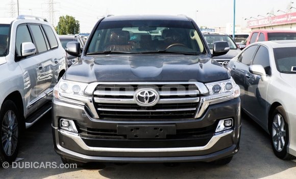 Buy Import Toyota Land Cruiser Black Car in Import - Dubai in Dhufar Buy Import Toyota Land Cruiser Black Car in Import - Dubai in Dhufar