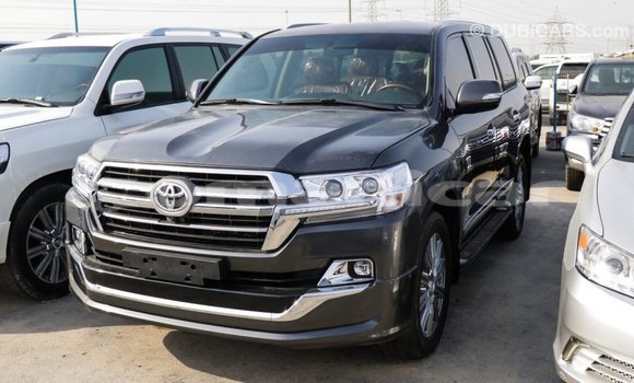 Buy Import Toyota Land Cruiser Black Car in Import - Dubai in Dhufar Buy Import Toyota Land Cruiser Black Car in Import - Dubai in Dhufar