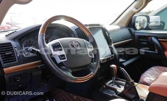 Buy Import Toyota Land Cruiser Black Car in Import - Dubai in Dhufar Buy Import Toyota Land Cruiser Black Car in Import - Dubai in Dhufar