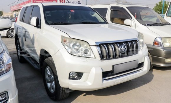 Buy Import Toyota Prado White Car in Import - Dubai in Dhufar Buy Import Toyota Prado White Car in Import - Dubai in Dhufar