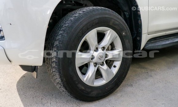 Buy Import Toyota Prado White Car in Import - Dubai in Dhufar Buy Import Toyota Prado White Car in Import - Dubai in Dhufar