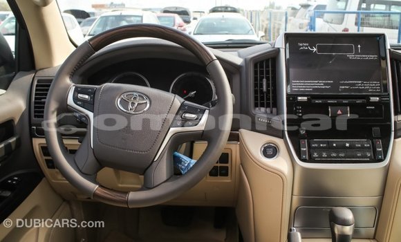 Buy Import Toyota Land Cruiser Other Car in Import - Dubai in Dhufar Buy Import Toyota Land Cruiser Other Car in Import - Dubai in Dhufar
