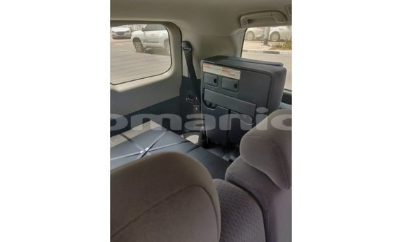 Buy Import Toyota Land Cruiser Black Car in Import - Dubai in Dhufar Buy Import Toyota Land Cruiser Black Car in Import - Dubai in Dhufar
