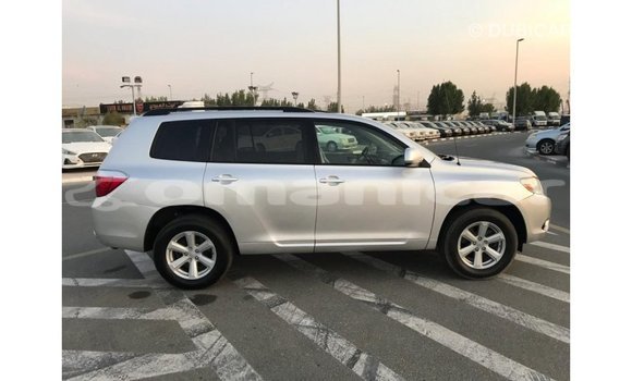 Buy Import Toyota Highlander Other Car in Import - Dubai in Dhufar Buy Import Toyota Highlander Other Car in Import - Dubai in Dhufar