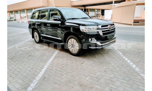 Buy Import Toyota Land Cruiser Black Car in Import - Dubai in Dhufar Buy Import Toyota Land Cruiser Black Car in Import - Dubai in Dhufar