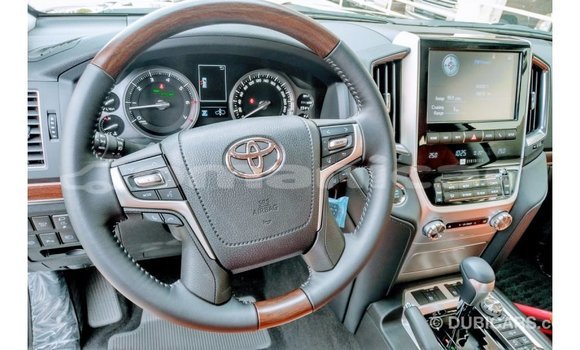Buy Import Toyota Land Cruiser Black Car in Import - Dubai in Dhufar Buy Import Toyota Land Cruiser Black Car in Import - Dubai in Dhufar