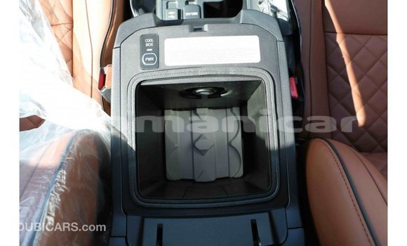 Buy Import Toyota Prado White Car in Import - Dubai in Dhufar Buy Import Toyota Prado White Car in Import - Dubai in Dhufar