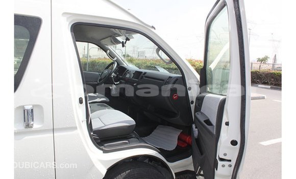 Buy Import Toyota Hiace White Car in Import - Dubai in Dhufar Buy Import Toyota Hiace White Car in Import - Dubai in Dhufar