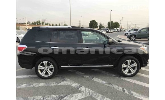 Buy Import Toyota Highlander Black Car in Import - Dubai in Dhufar Buy Import Toyota Highlander Black Car in Import - Dubai in Dhufar
